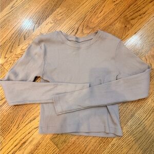 Brandy Melville Ribbed Top in light mauve purple